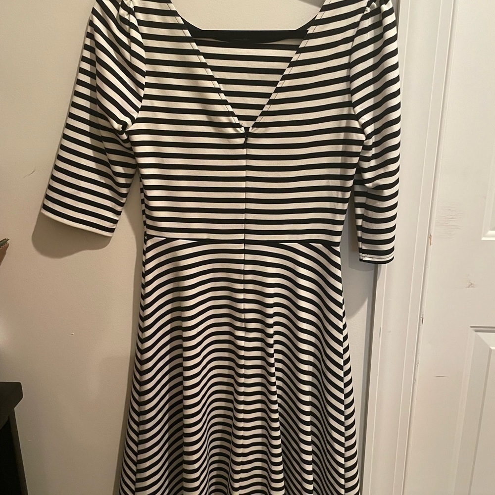 Pixely Dress EUC - Picture 2 of 2